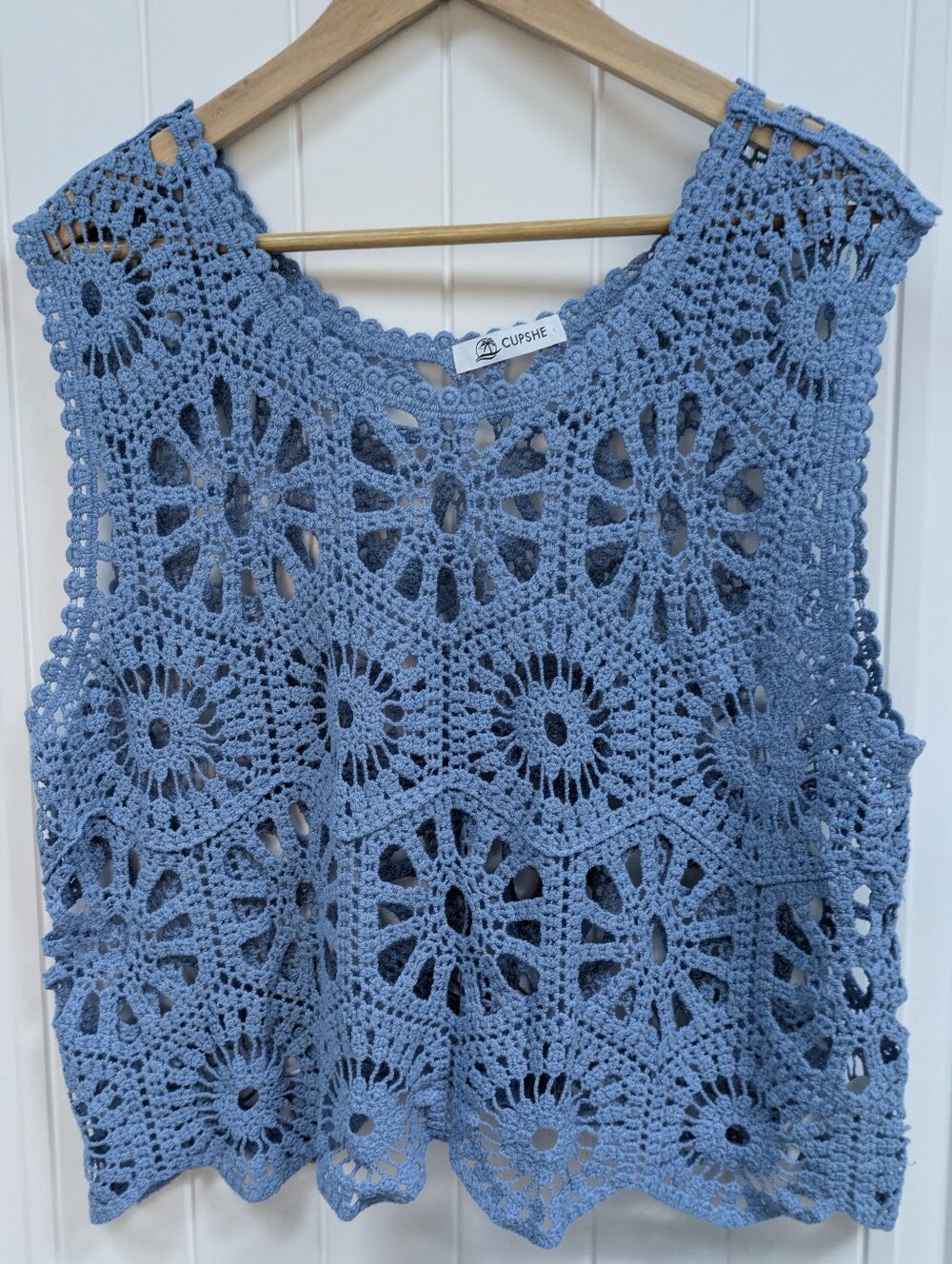 Cupshe Dusty Blue Crochet Sleeveless Top
